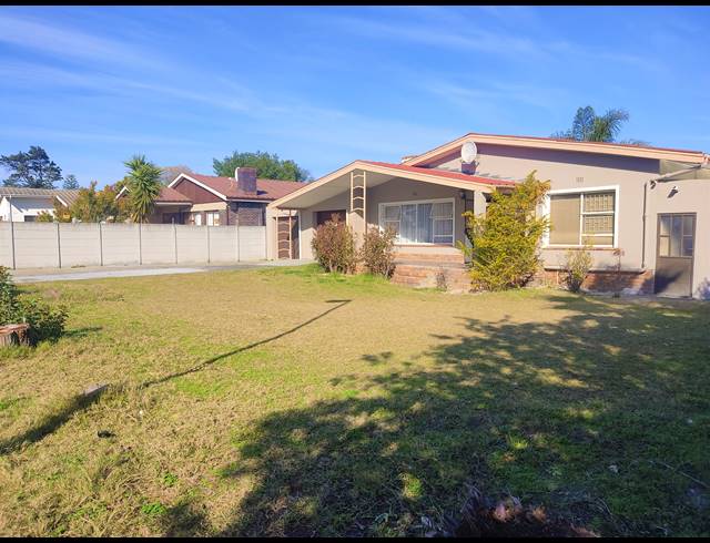 3 BEDROOM HOUSE FOR SALE IN SILVER OAKS